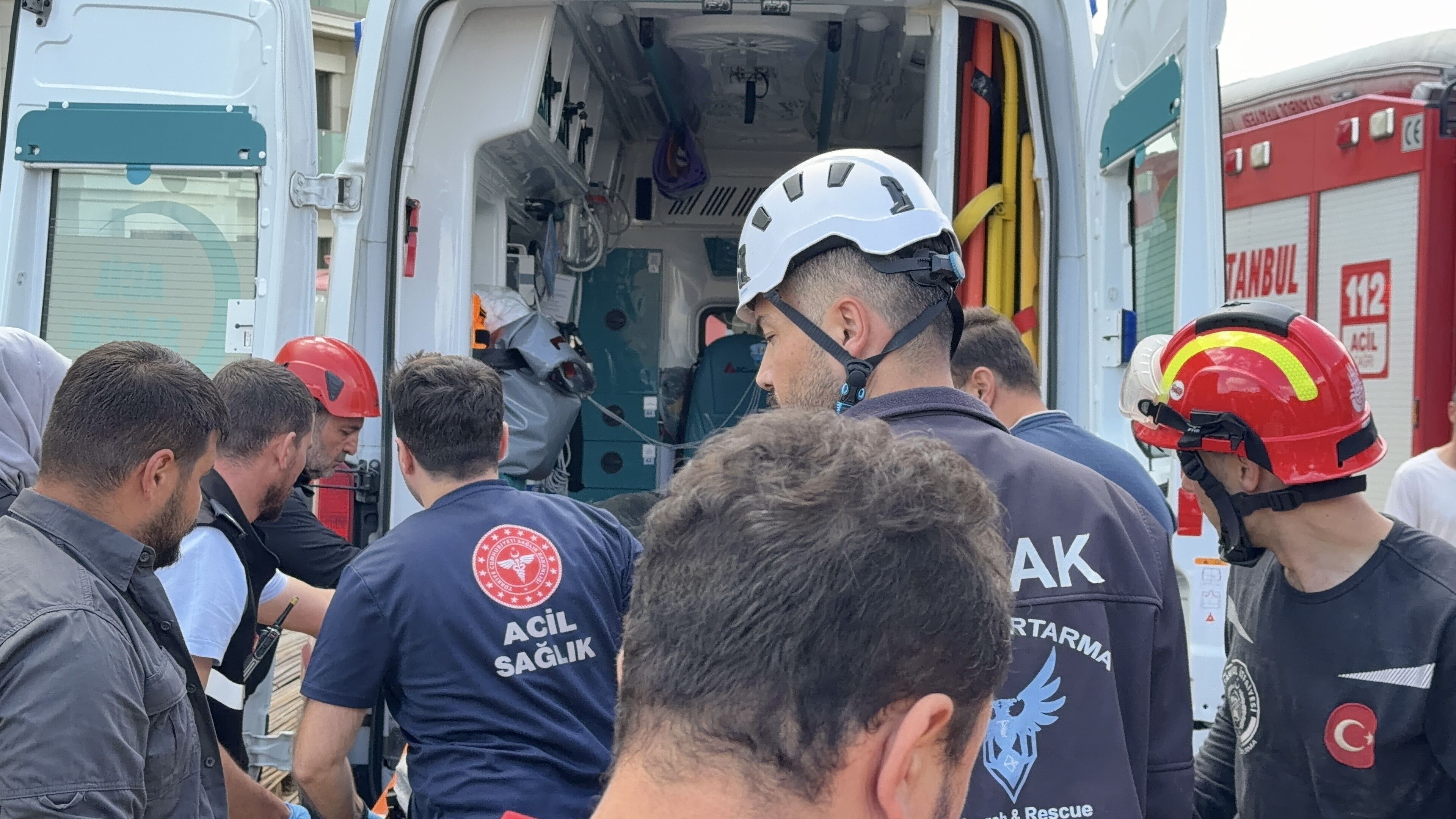 İnşaat Alanında Dehşet! Toprak Altında Kalan Işçi Için Acı Haber (10)
