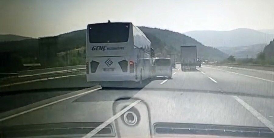 Otobüsün Önüne Savrulup Takla Atmıştı! Üniversite Öğrencisinden Acı Haber (5)