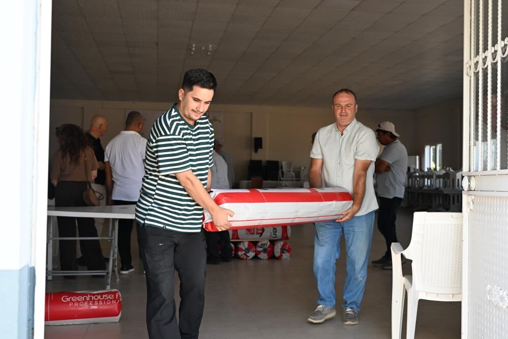 Ureticiler Istedi Buyuksehir Yetistirdi Cilek Tarlalarina Yuzde 75 Destek (1)-1
